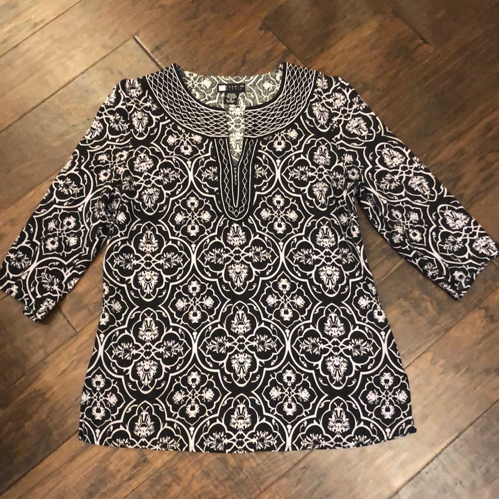 Cute top!
